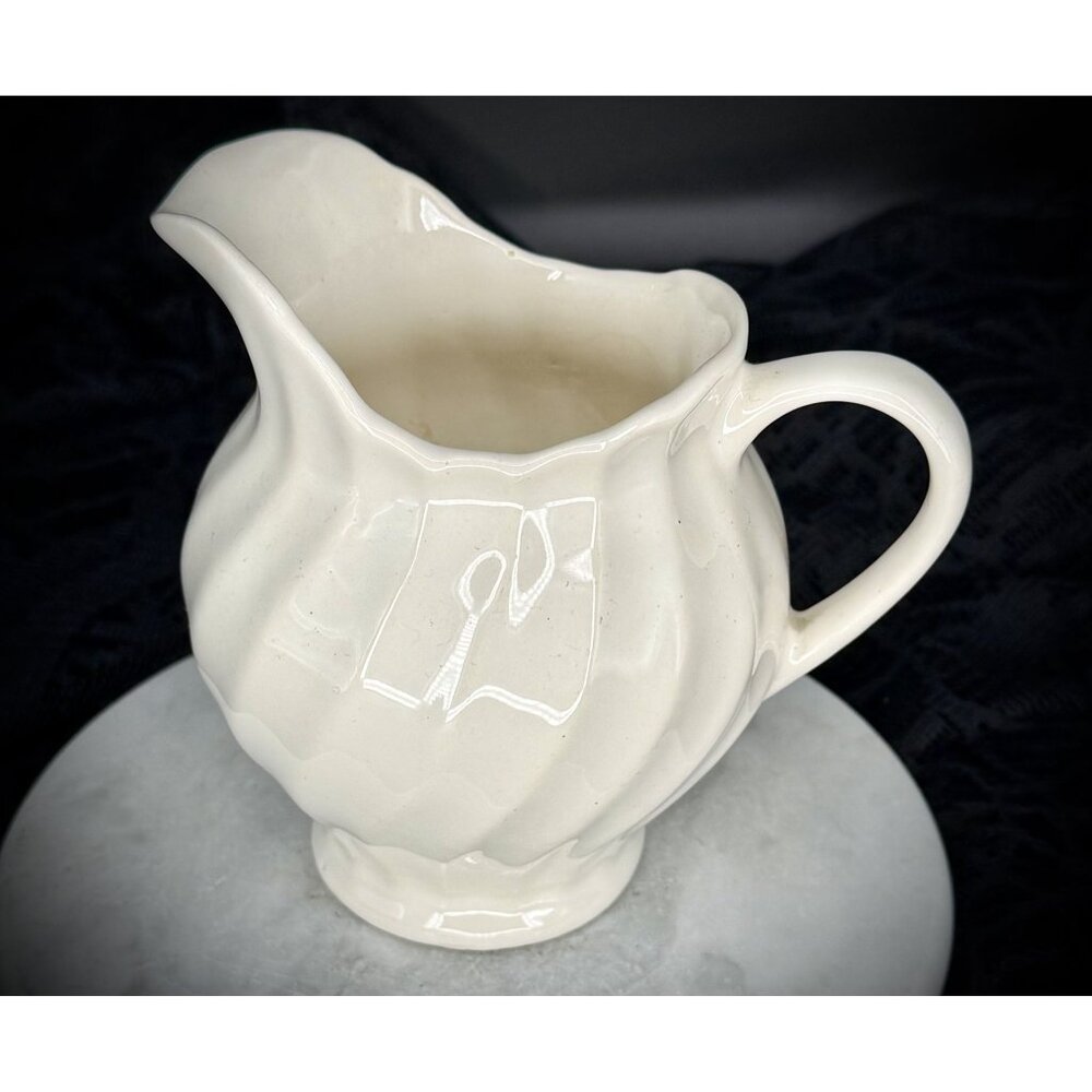 Creamer in White